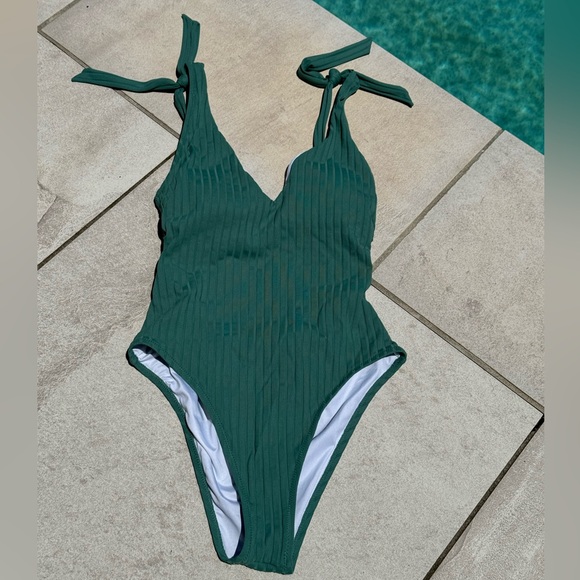 Shade & Shore Other - Brand New! ✅ Shade & Shore Green Ribbed One Piece Swimsuit V-Neck